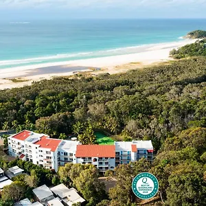 The Islander Point Lookout